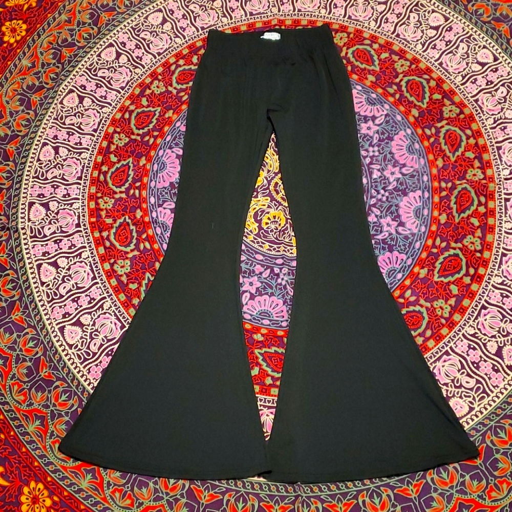 Black stretchy super flared pants